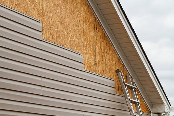 24/7 Emergency Storm Damage Siding Repair experts in Sayreville, NJ